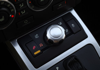 Подержанный автомобиль Land Rover Freelander 2011 года (21 фото)