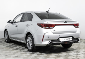 Подержанный автомобиль Kia Rio Sedan 2021 года (7 фото)