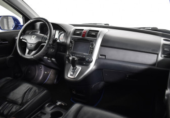 Подержанный автомобиль Honda CR-V 2008 года (10 фото)