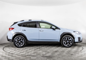 Подержанный автомобиль Subaru XV 2018 года (4 фото)