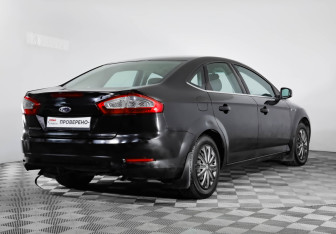 Подержанный автомобиль Ford Mondeo Sedan 2010 года (5 фото)