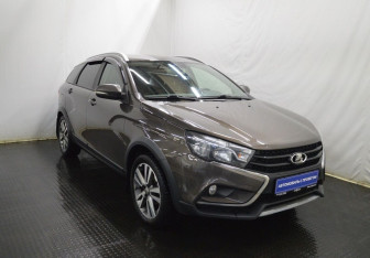 Подержанный автомобиль LADA (ВАЗ) Vesta Wagon 2018 года (3 фото)