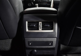 Подержанный автомобиль Lexus RX 2017 года (19 фото)