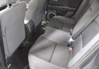 Подержанный автомобиль Mazda 3 Sedan 2008 года (11 фото)
