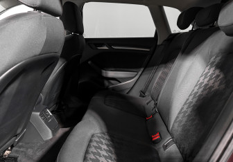 Подержанный автомобиль Audi A3 Hatchback 2015 года (12 фото)
