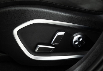 Подержанный автомобиль Geely Tugella 2022 года (15 фото)