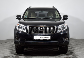 Подержанный автомобиль Toyota Land Cruiser Prado 2011 года (2 фото)