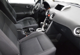 Подержанный автомобиль Renault Koleos 2010 года (12 фото)