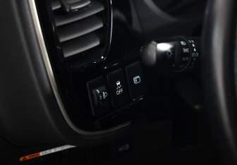 Подержанный автомобиль Mitsubishi Outlander 2022 года (21 фото)