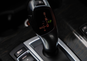 Подержанный автомобиль BMW X3 2012 года (20 фото)