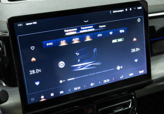 Подержанный автомобиль GAC GS8 2023 года (18 фото)