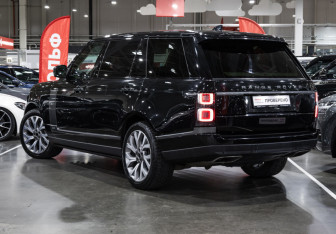 Подержанный автомобиль Land Rover Range Rover 2019 года (10 фото)