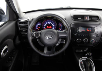 Подержанный автомобиль Kia Soul 2015 года (10 фото)