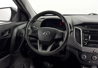 Подержанный автомобиль Hyundai Creta 2017 года (16 фото)