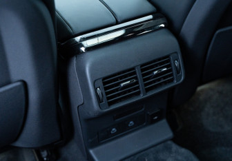 Новый Land Rover Range Rover Velar 2025 (12 фото)