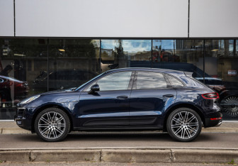 Подержанный автомобиль Porsche Macan 2016 года (9 фото)