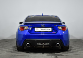 Подержанный автомобиль Subaru BRZ 2015 года (6 фото)
