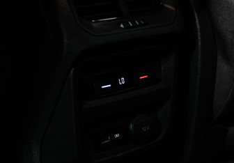 Подержанный автомобиль Volkswagen Tiguan 2019 года (19 фото)