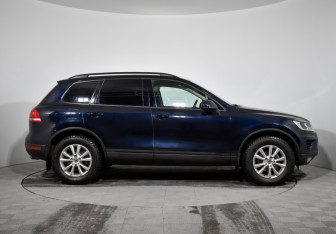 Подержанный автомобиль Volkswagen Touareg 2016 года (4 фото)