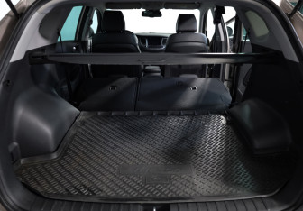 Подержанный автомобиль Hyundai Tucson 2016 года (32 фото)