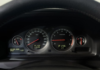 Подержанный автомобиль Volvo XC70 2007 года (12 фото)