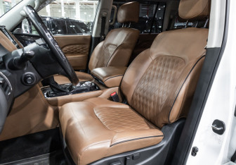 Подержанный автомобиль Infiniti QX80 2021 года (19 фото)
