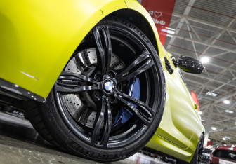 Подержанный автомобиль BMW M6 Coupe 2013 года (3 фото)