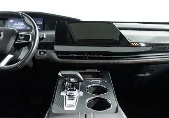 Подержанный автомобиль Changan UNI-K 2022 года (14 фото)