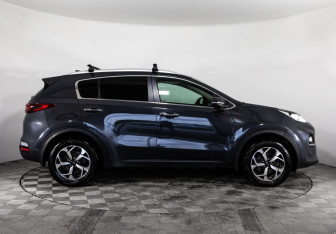 Подержанный автомобиль Kia Sportage 2020 года (4 фото)