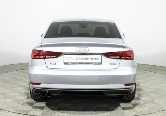 Подержанный автомобиль Audi A3 Sedan 2018 года (6 фото)