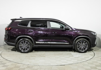 Подержанный автомобиль Chery Tiggo 8 Pro 2022 года (4 фото)