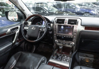 Подержанный автомобиль Lexus GX 2015 года (11 фото)