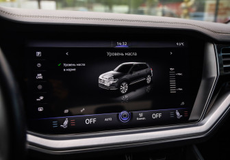 Подержанный автомобиль Volkswagen Touareg 2020 года (16 фото)