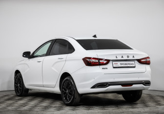 Подержанный автомобиль LADA (ВАЗ) Vesta Sedan 2023 года (7 фото)