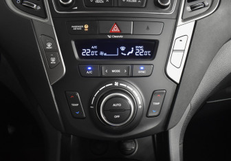 Подержанный автомобиль Hyundai Santa Fe 2017 года (18 фото)
