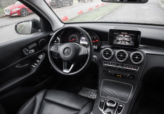 Подержанный автомобиль Mercedes-Benz GLC Coupe 2018 года (12 фото)
