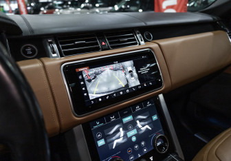 Подержанный автомобиль Land Rover Range Rover 2021 года (22 фото)