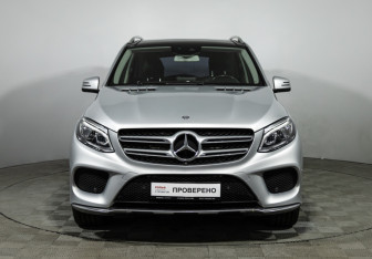 Подержанный автомобиль Mercedes-Benz GLE 2016 года (2 фото)