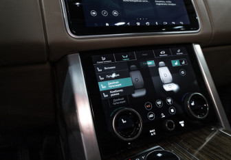 Подержанный автомобиль Land Rover Range Rover 2019 года (20 фото)