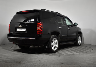 Подержанный автомобиль Chevrolet Tahoe 2013 года (5 фото)