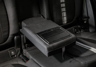 Подержанный автомобиль BMW X1 2017 года (28 фото)