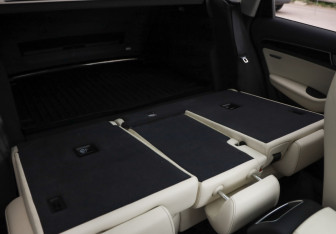 Подержанный автомобиль Audi Q5 2013 года (27 фото)