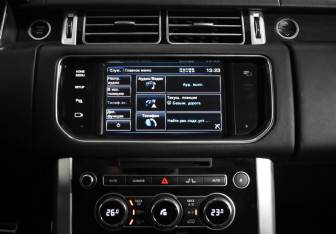 Подержанный автомобиль Land Rover Range Rover 2013 года (18 фото)