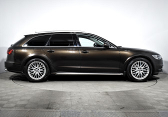 Подержанный автомобиль Audi A6 allroad 2016 года (4 фото)