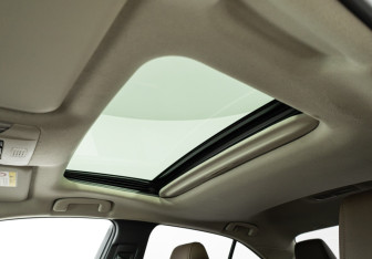 Подержанный автомобиль Toyota Corolla Sedan 2021 года (18 фото)