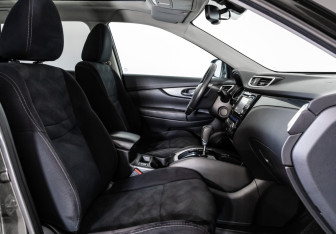 Подержанный автомобиль Nissan X-Trail 2016 года (22 фото)