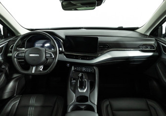 Подержанный автомобиль Haval F7 2023 года (13 фото)