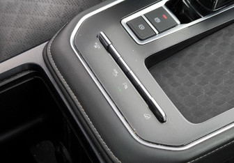 Подержанный автомобиль Chery Tiggo 8 2023 года (19 фото)