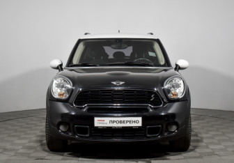 Подержанный автомобиль MINI Countryman 2014 года (2 фото)