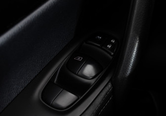 Подержанный автомобиль Nissan Qashqai 2018 года (17 фото)